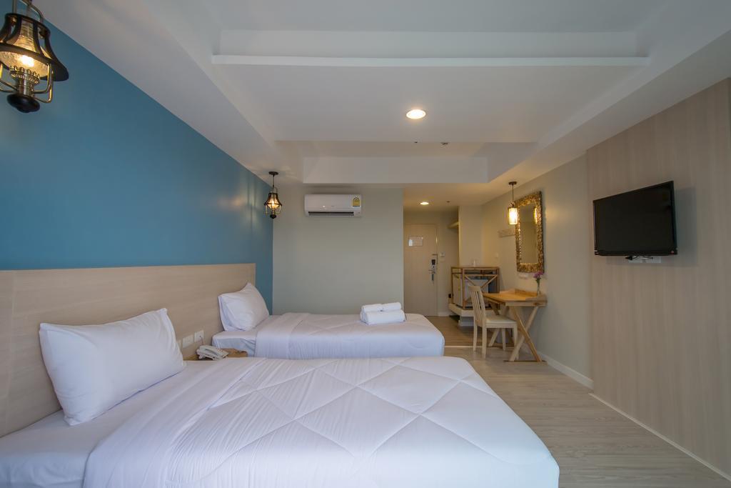 Prachuap Grand Hotel Prachuap Khiri Khan Room photo